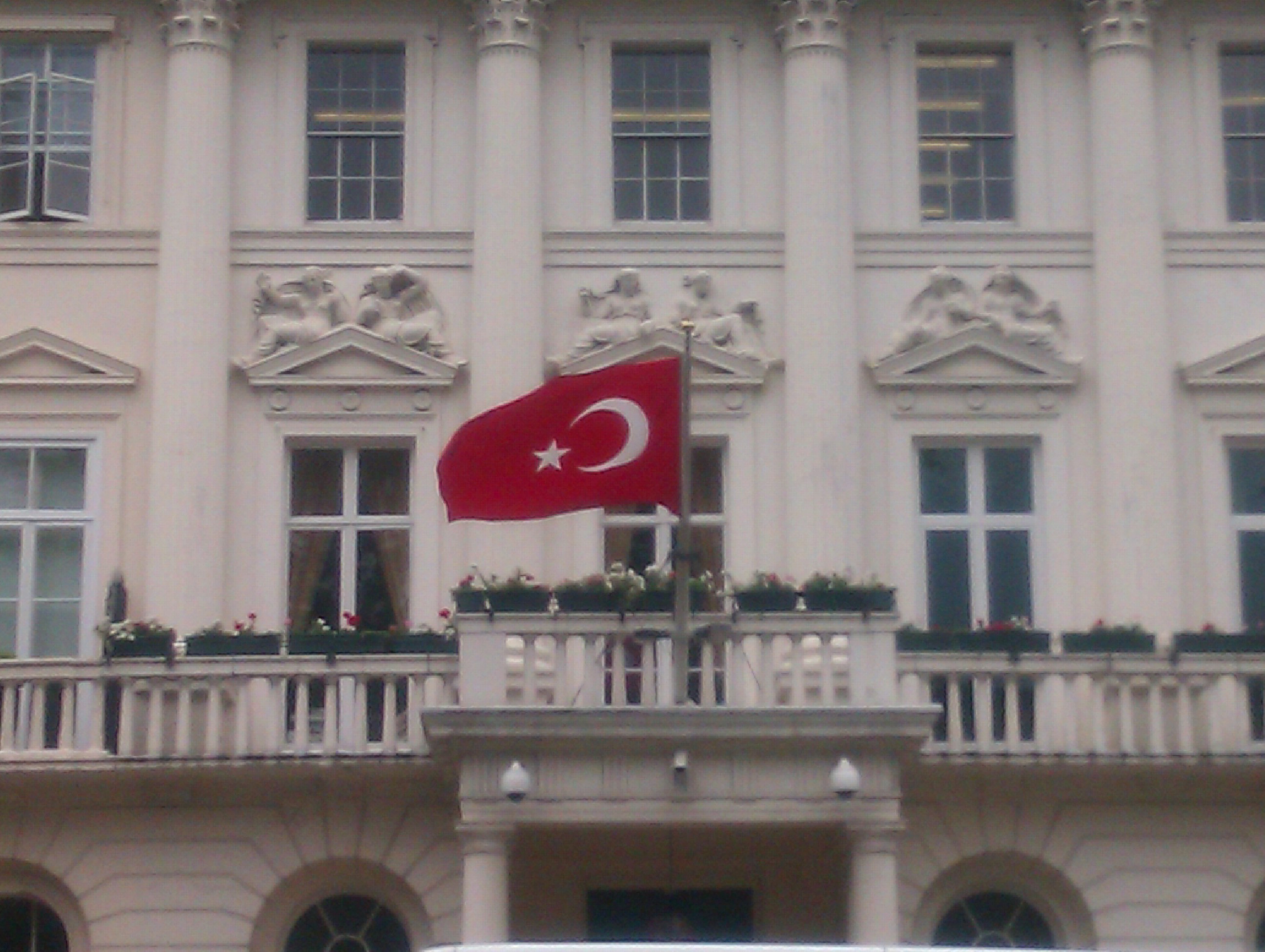 turkish embassy in lebanon visa application